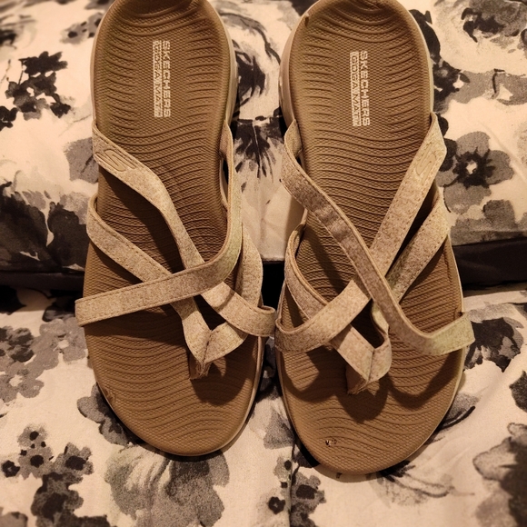 Ladies shoes - Picture 10 of 16